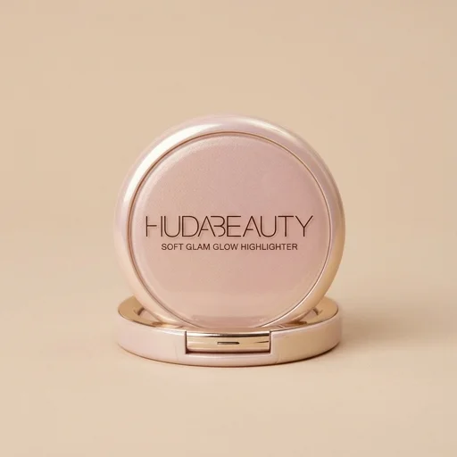 Huda Beauty Soft Glam Highlighter